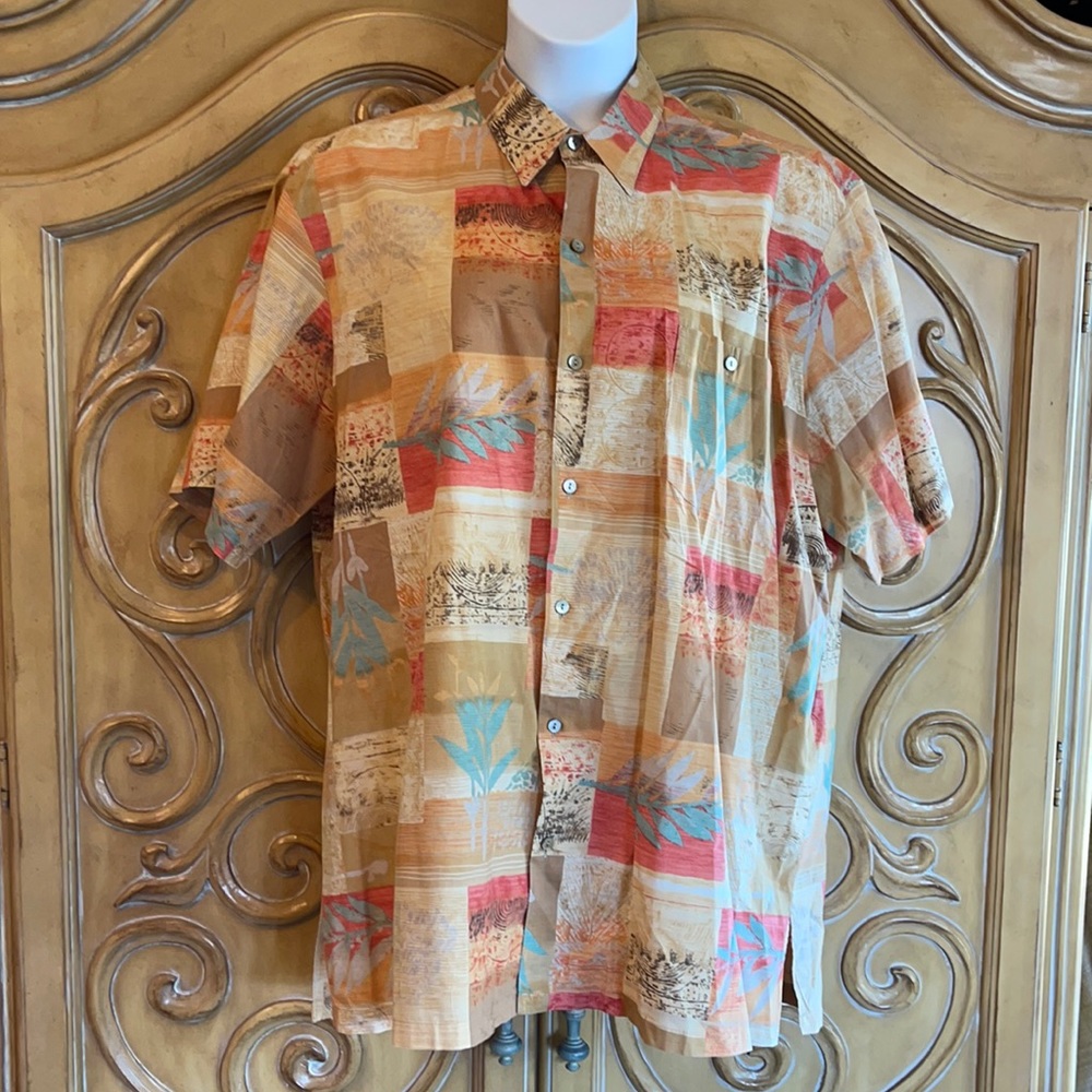 Tori Richard Abstract Hawaiian Print